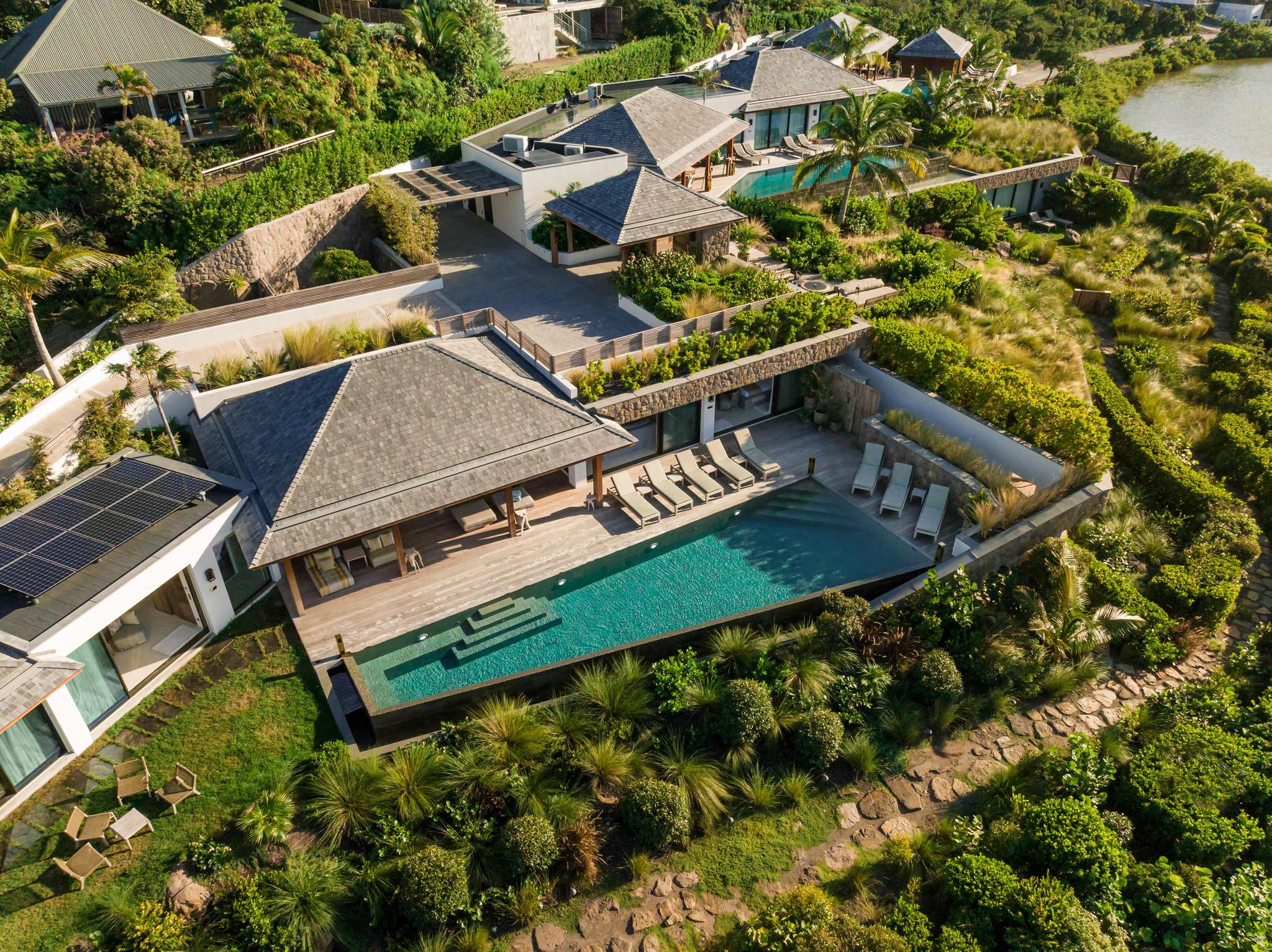 villa lazuli tourmaline